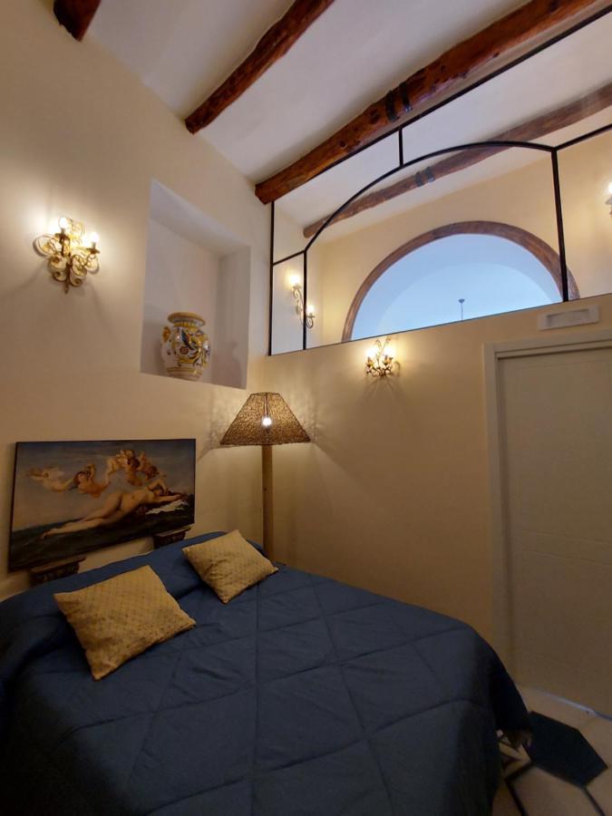 Villa Dimora Storica "Le Stanze Di Dioniso" Neapel Exterior foto